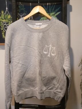 Women's Good American Zodiac Libra Boyfriend Sweatshirt